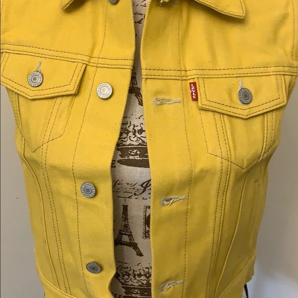 levis yellow jacket